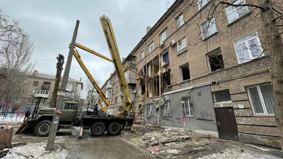 У Запоріжжі тривають роботи в будинку, де стався вибух
