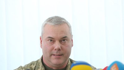 Зеленський присвоїв командувачу Обʼєднаних сил Наєву звання Героя України