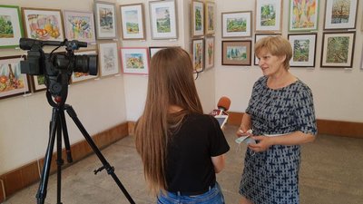 У Тернополі презентували виставку "Світ навколо тебе" У Тернополі презентували виставку "Світ навколо тебе"