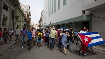 Влада Куби пішла на поступки протестувальникам, однак арешти тривають