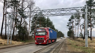 Нові штрафи та WiM-комплекси: на дороги Рівненщині повертають контроль за ваговозами