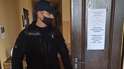 Місцеві вибори-2020 на Запоріжжі - як вібувається голосування Місцеві вибори-2020 на Запоріжжі - як вібувається голосування
