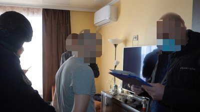 Хакер з Тернопільщини створив найбільший у світі сервіс, від якого постраждали 11 фінансових установ Хакер з Тернопільщини створив найбільший у світі сервіс, від якого постраждали 11 фінансових установ