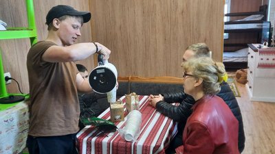 "Допомогли з речами та їжею". Переселенець про життя у новому корпусі "Дому милосердя" в Кропивницькому