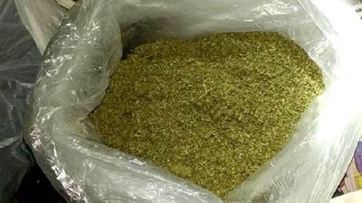 Житель Херсонщини зберігав вдома пів кілограма наркотиків та порох