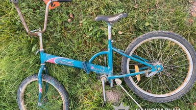 Фото з місця аварії, яка трапилася 5 жовтня у селі Багна