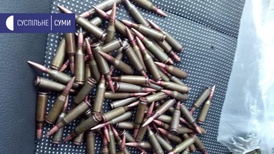 На Сумщині затримали військовослужбовця, який продавав набої На Сумщині затримали військовослужбовця, який продавав набої