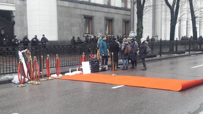 Підприємці з Житомира розповіли про сутички з поліцією під час акції протесту в Києві Підприємці з Житомира розповіли про сутички з поліцією під час акції протесту в Києві