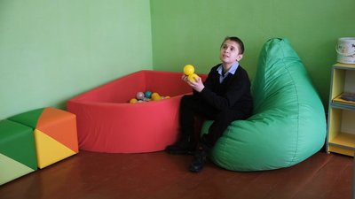 "Із спецінтернату у місцеву школу". Історія Віталія Маланюка з Вінниччини "Із спецінтернату у місцеву школу". Історія Віталія Маланюка з Вінниччини