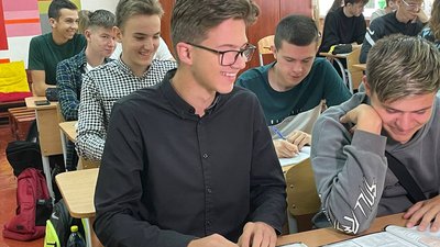 Одинадцятикласник Одинадцятикласник
