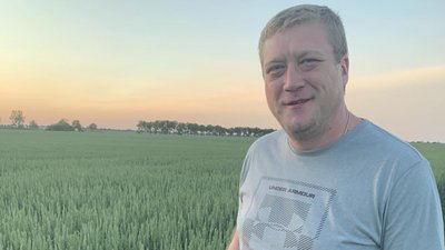 Черкащанин завдяки урядовій грантовій програмі закладе сад лохини Черкащанин завдяки урядовій грантовій програмі закладе сад лохини