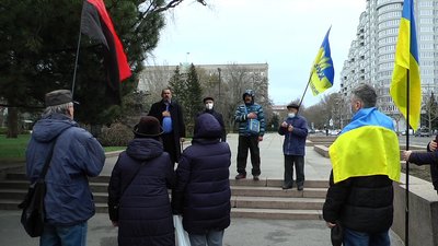 У Миколаєві відбувся мітинг з нагоди сьомої річниці розгону антимайдану У Миколаєві відбувся мітинг з нагоди сьомої річниці розгону антимайдану