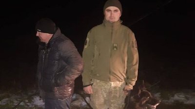 Пес прикордонників розшукав волинянина, який заблукав у лісі