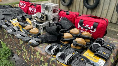 Захист для чотирилапих: дніпровські кінологи отримали амуніцію для службових собак Захист для чотирилапих: дніпровські кінологи отримали амуніцію для службових собак