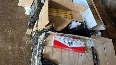 На Закарпатті з автомобіля правоохоронці вилучили 5000 пачок сигарет без акцизних марок На Закарпатті з автомобіля правоохоронці вилучили 5000 пачок сигарет без акцизних марок