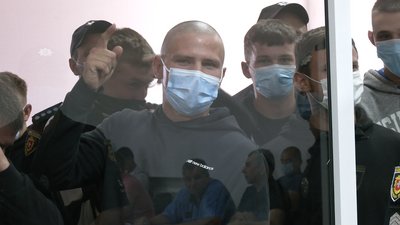 Недовіра секретарю й невідомі у залі: що кажуть сторони про сесію у Костополі на Рівненщині