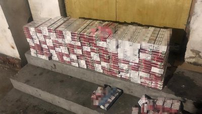 Переправляли цигарки квадрокоптером: на Волині затримали групу контрабандистів