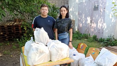Волонтери Первомайщини розповіли про обсяги допомоги за 204 дні повномасштабної війни