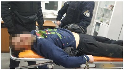 У Запоріжжі чоловік, який вчиняв домашнє насильство, побив поліцейського і вистрибнув з 4-го поверху