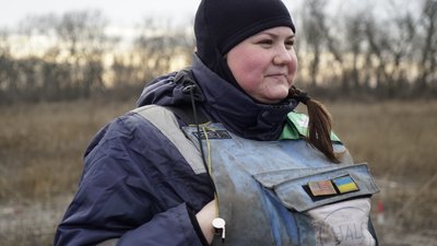 23-річна жителька Осколу на Ізюмщині пережила окупацію та стала демінеркою 23-річна жителька Осколу на Ізюмщині пережила окупацію та стала демінеркою