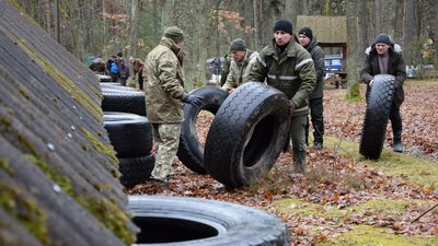 На Волині місцеві жителі долучаються до укріплення прикордонних територій На Волині місцеві жителі долучаються до укріплення прикордонних територій