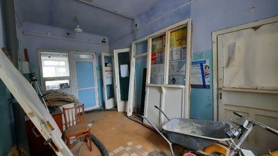 Один поверх планують облаштувати під гуртожиток. У Первомайському на Миколаївщині відновлюють амбулаторію Один поверх планують облаштувати під гуртожиток. У Первомайському на Миколаївщині відновлюють амбулаторію