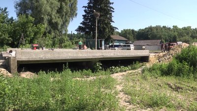 Автомобільна переправа через струмок біля села Дегтярівка