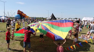 Авіація у небі над Житомиром – розпочався "Korolov Avia Fest" Авіація у небі над Житомиром – розпочався "Korolov Avia Fest"