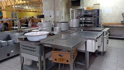 На Полтавщині школи отримують нове обладнання для приготування їжі На Полтавщині школи отримують нове обладнання для приготування їжі