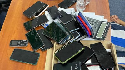 У Житомирі поліція викрила колекторський кол-центр, який займався вимаганнями та поширював порнофото У Житомирі поліція викрила колекторський кол-центр, який займався вимаганнями та поширював порнофото