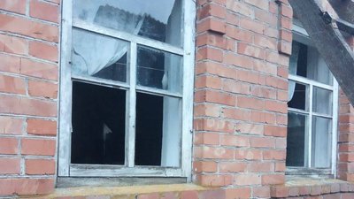 Вибиті вікна та зруйновані стіни — військові РФ обстріляли прикордонне село Ободи на Сумщині Вибиті вікна та зруйновані стіни — військові РФ обстріляли прикордонне село Ободи на Сумщині