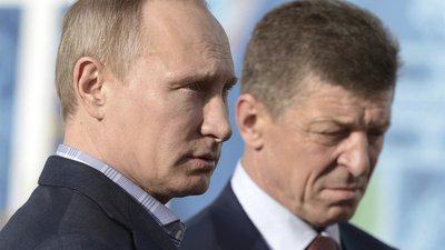 Вчителька та сестра заступника голови адміністрації Путіна записали відеозвернення