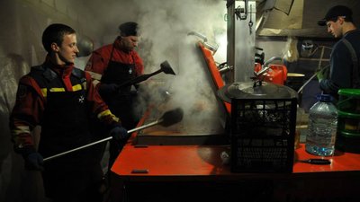 Волонтери Мальтійської служби за роботою Волонтери Мальтійської служби за роботою