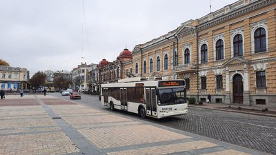У кропивничанки в тролейбусі не прийняли цифрове пенсійне посвідчення для проїзду. Чому