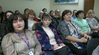 центр "ЯМаріуполь" ярмарок вакансій професії роботодавці переселенці Маріуполь Дніпро центр "ЯМаріуполь" ярмарок вакансій професії роботодавці переселенці Маріуполь Дніпро