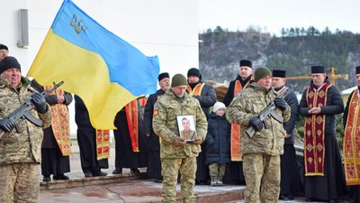 Прощання із воїном Михайлом Ковалівським
