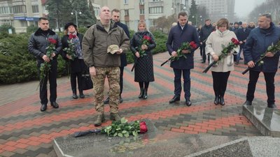 У Черкасах вшанували полеглих учасників Революції Гідності У Черкасах вшанували полеглих учасників Революції Гідності