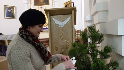 У Тернополі прикрашають храми до Католицького Різдва