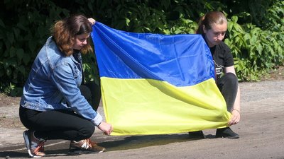 В Шосткинському районі на Сумщині попрощались з українським військовим Олегом Упировим В Шосткинському районі на Сумщині попрощались з українським військовим Олегом Упировим