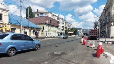 На проспекті Героїв Харкова частково обмежать рух через аварійні роботи