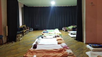 У львівських театрах облаштували волонтерські центри та приймають людей з інших регіонів
