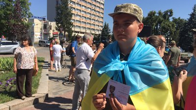 У Черкасах школярам вручили відзнаки "Відмінник захисту України" У Черкасах школярам вручили відзнаки "Відмінник захисту України"