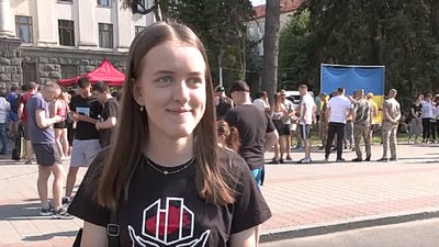 Хто у Луцьку біг за «Азовсталь»: історії учасників благодійної акції Хто у Луцьку біг за «Азовсталь»: історії учасників благодійної акції