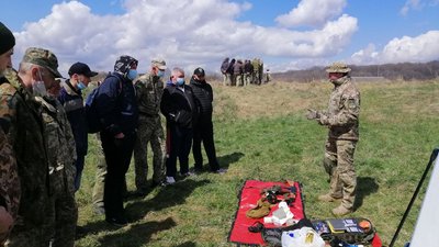 Поблизу Тернополя відбулися навчання з територіальної оборони Поблизу Тернополя відбулися навчання з територіальної оборони