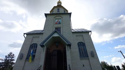 Хотіли молитися за мир українською: на Тернопільщині релігійна громада перейшла до ПЦУ Хотіли молитися за мир українською: на Тернопільщині релігійна громада перейшла до ПЦУ