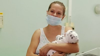 У перший день нового року в Кропивницькому пологовому будинку народилася дівчнка У перший день нового року в Кропивницькому пологовому будинку народилася дівчнка