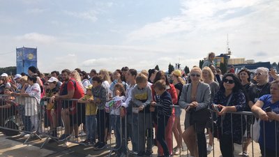 Гопак у небі і на землі: до Дня Незалежності на Дніпропетровщині влаштували шоу Гопак у небі і на землі: до Дня Незалежності на Дніпропетровщині влаштували шоу