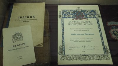 В Житомирському обласному краєзнавчому музеї відкрили виставки про діячів УПА та історію Нацгвардії В Житомирському обласному краєзнавчому музеї відкрили виставки про діячів УПА та історію Нацгвардії