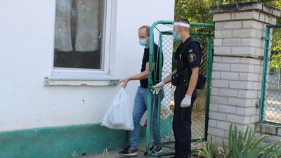 У Херсоні нацгвардійці знову взяли під охорону обласну інфекційну лікарню У Херсоні нацгвардійці знову взяли під охорону обласну інфекційну лікарню
