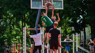 Vinnitsia Summer Jam: у Вінниці відбувся відбірковий етап Української Стрітбольної Ліги 3х3 Vinnitsia Summer Jam: у Вінниці відбувся відбірковий етап Української Стрітбольної Ліги 3х3